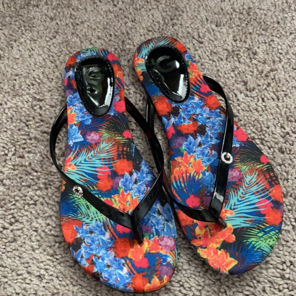 Guess flip flops - Picture 7 of 11